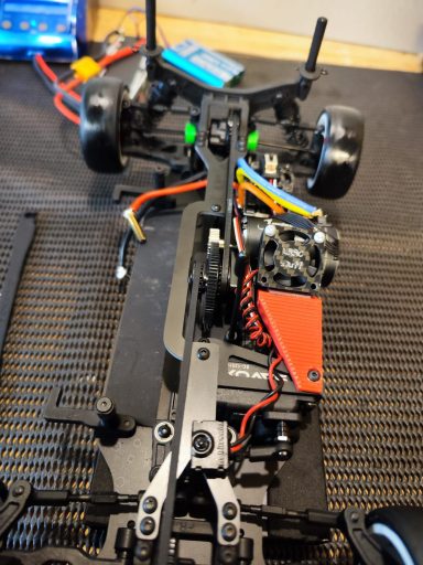einteiliges Top Deck Yokomo RS 1.0